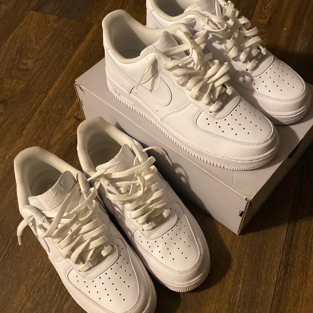 9/10 condition wore once each going for 180! 9 and 9.5